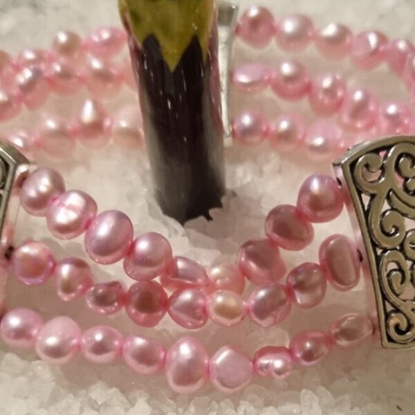 Pink pearl triple bracelet