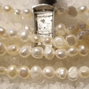 White pearl triple bracelet